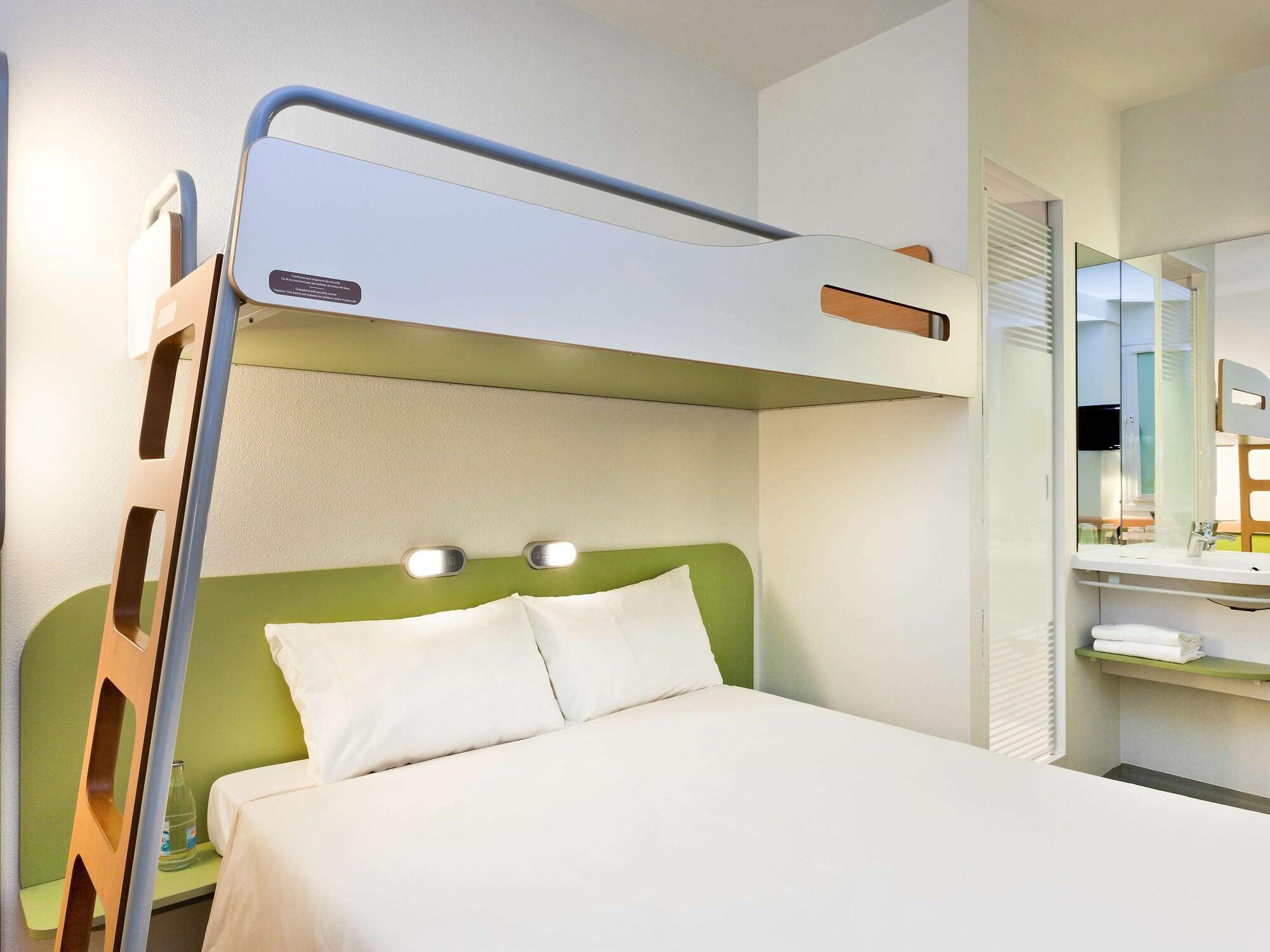 Ibis Budget Tours Nord Luaran gambar
