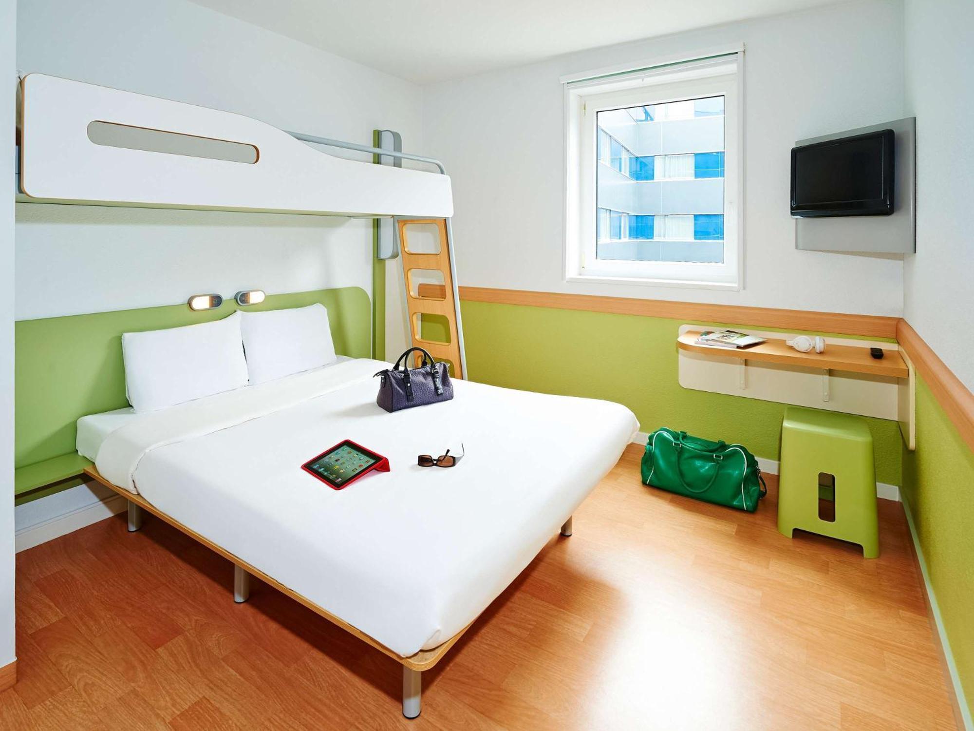 Ibis Budget Tours Nord Luaran gambar
