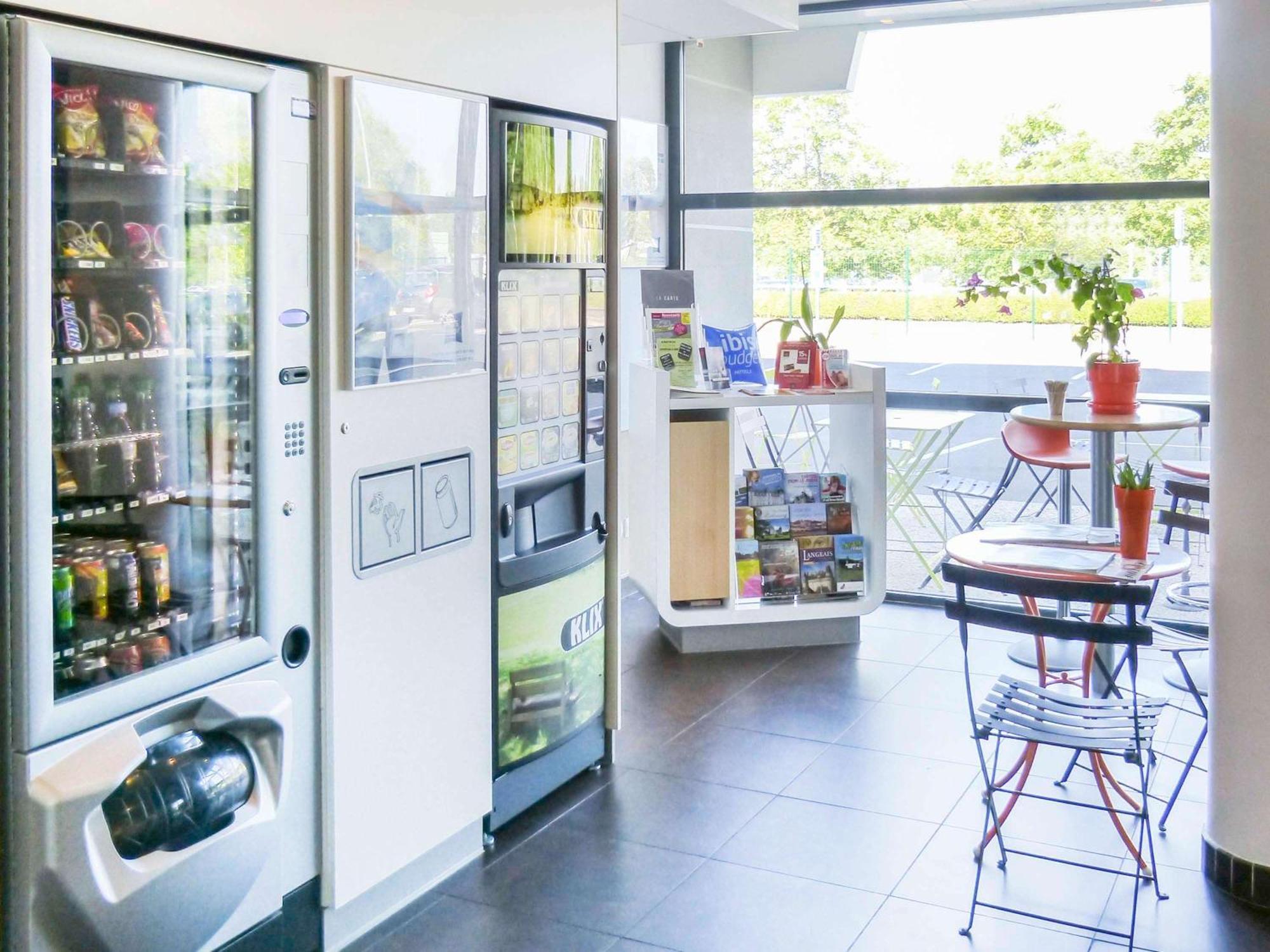 Ibis Budget Tours Nord Luaran gambar