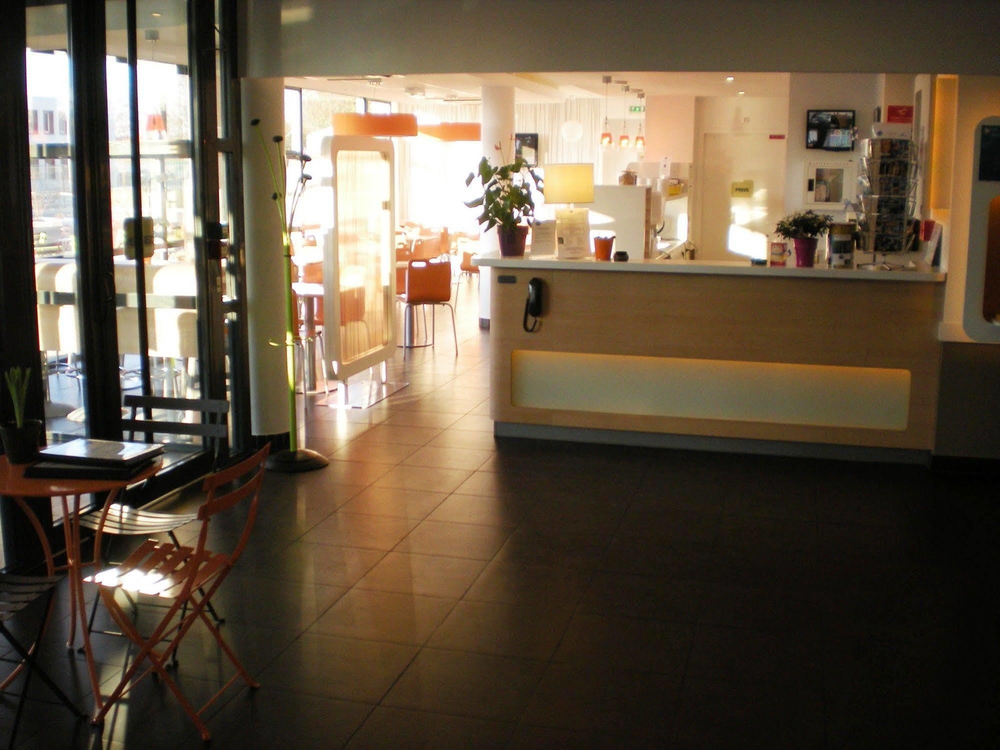 Ibis Budget Tours Nord Luaran gambar