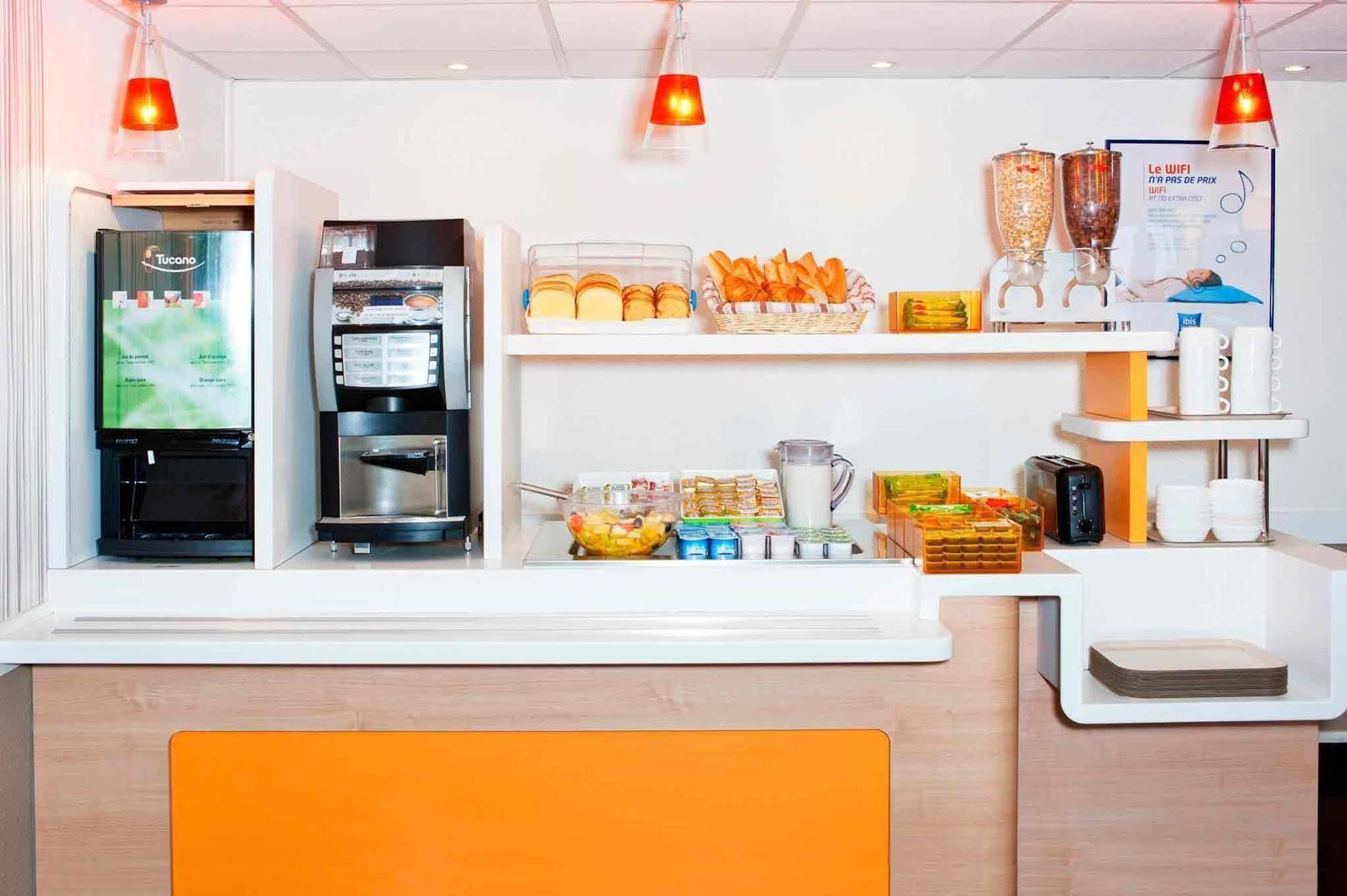 Ibis Budget Tours Nord Luaran gambar